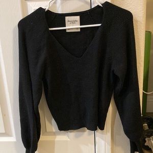 Abercrombie black ribbed v neck puff sleeve sweater